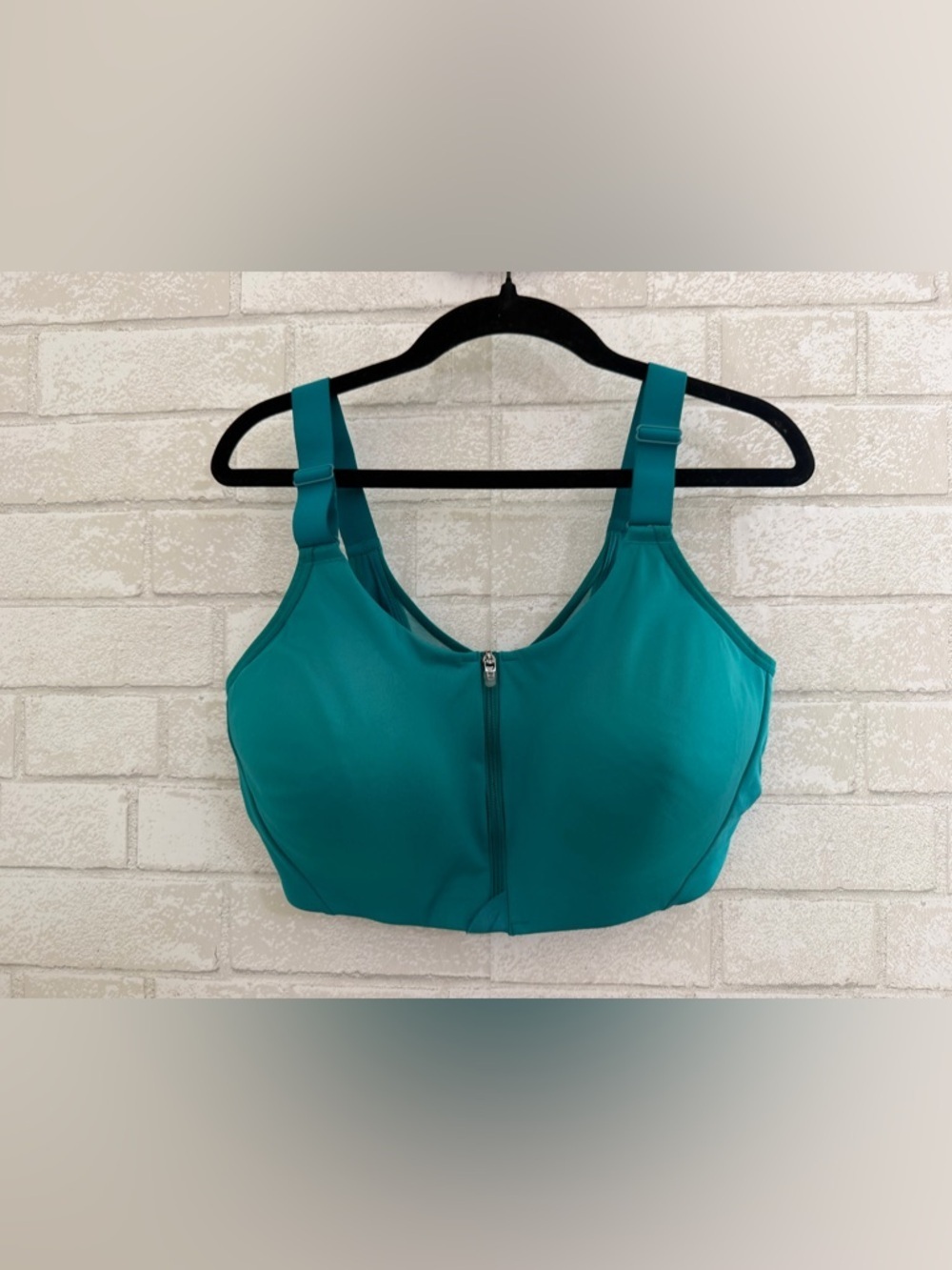Turquoise Blue All In Motion Sprots Bra Size 38D #3071
